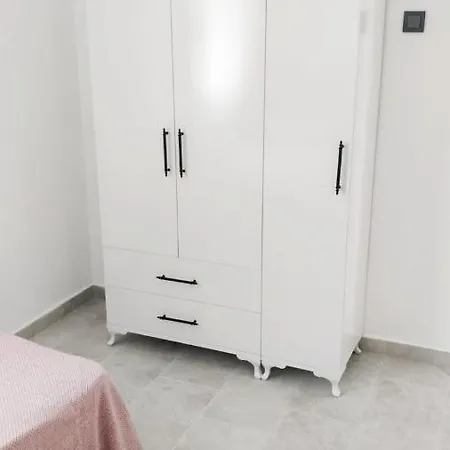 Vila Guendogan Koyu Havuzlu Site *